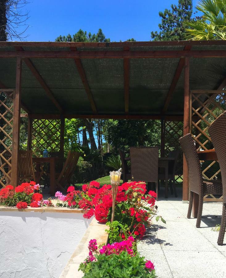 Casa Branca Guest House Foz do Arelho Luaran gambar
